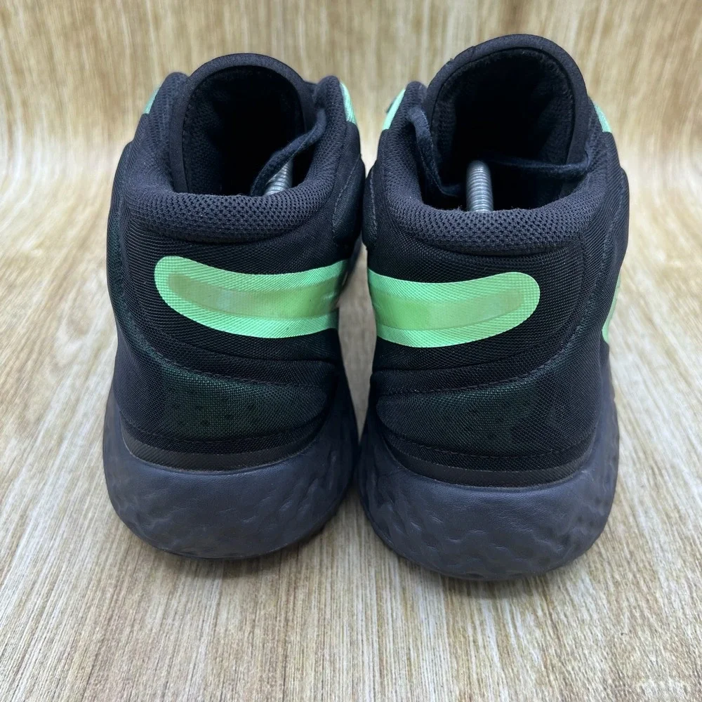Nike KD Trey 5 VIII Men's Size 11.5 Black Illusion Green Shoes CK2090-004